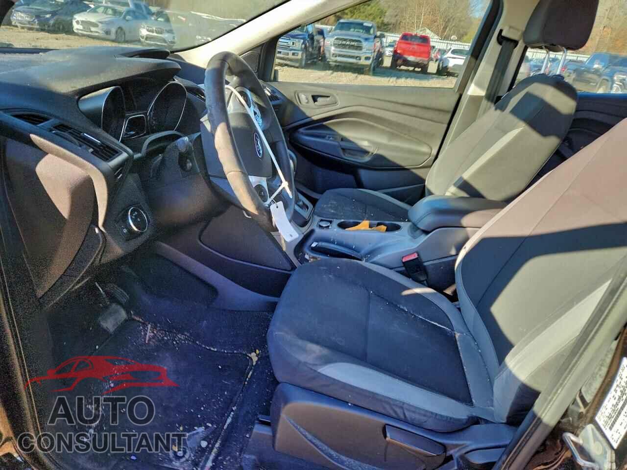 FORD ESCAPE 2013 - 1FMCU0F79DUB93684
