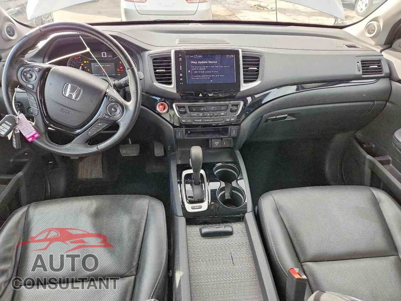 HONDA RIDGELINE 2017 - 5FPYK3F7XHB006069