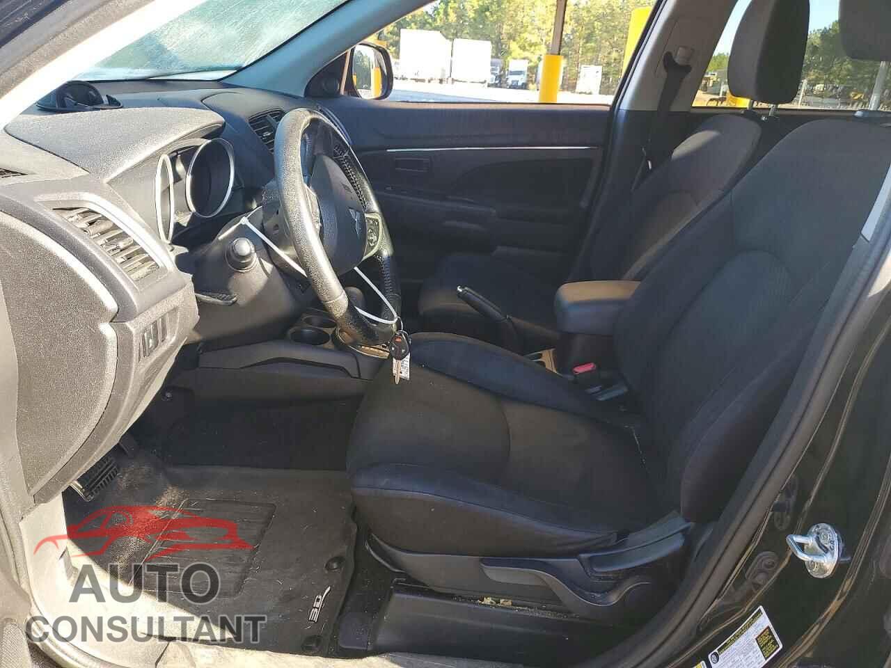 MITSUBISHI OUTLANDER 2015 - 4A4AP3AU8FE056341