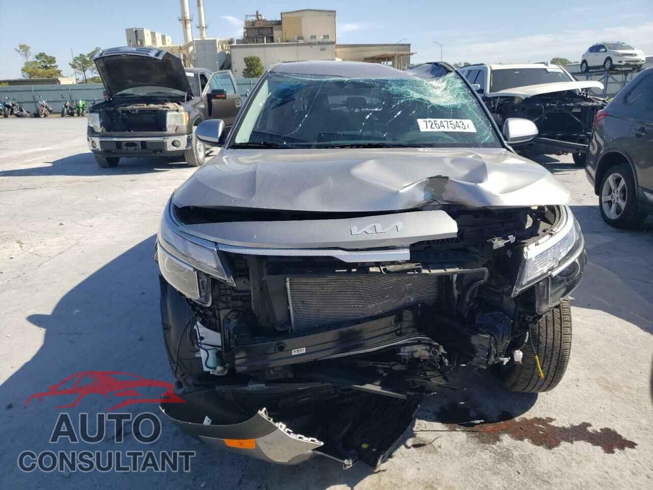 KIA SELTOS 2023 - KNDEPCAA5P7412930