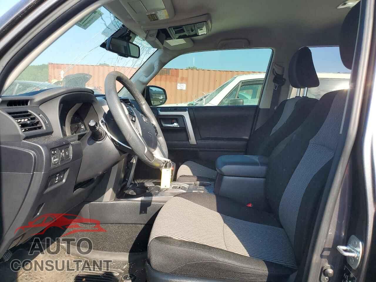TOYOTA 4RUNNER 2023 - JTEEU5JR1P5284431