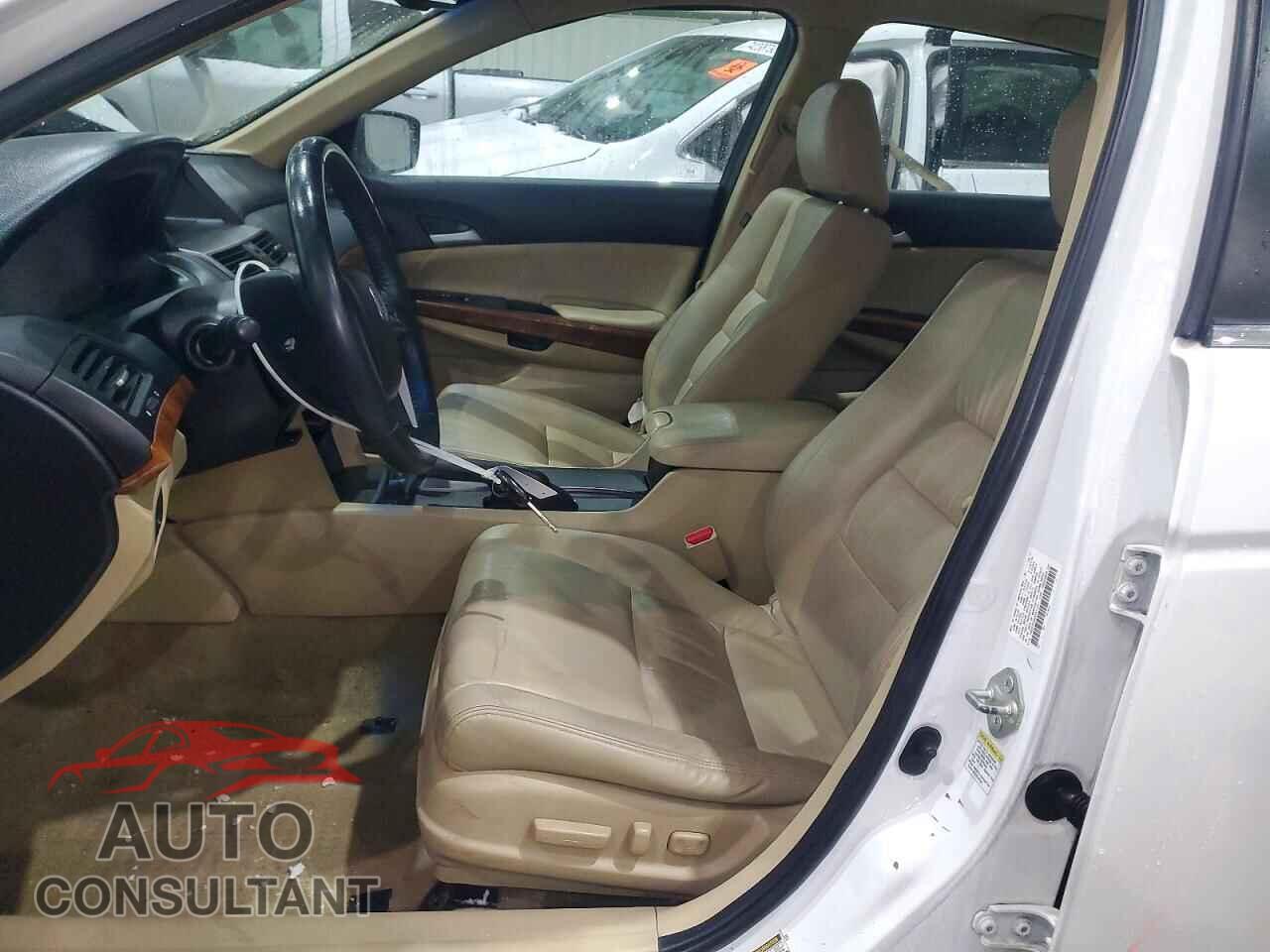 HONDA ACCORD 2012 - 1HGCP3F84CA001725