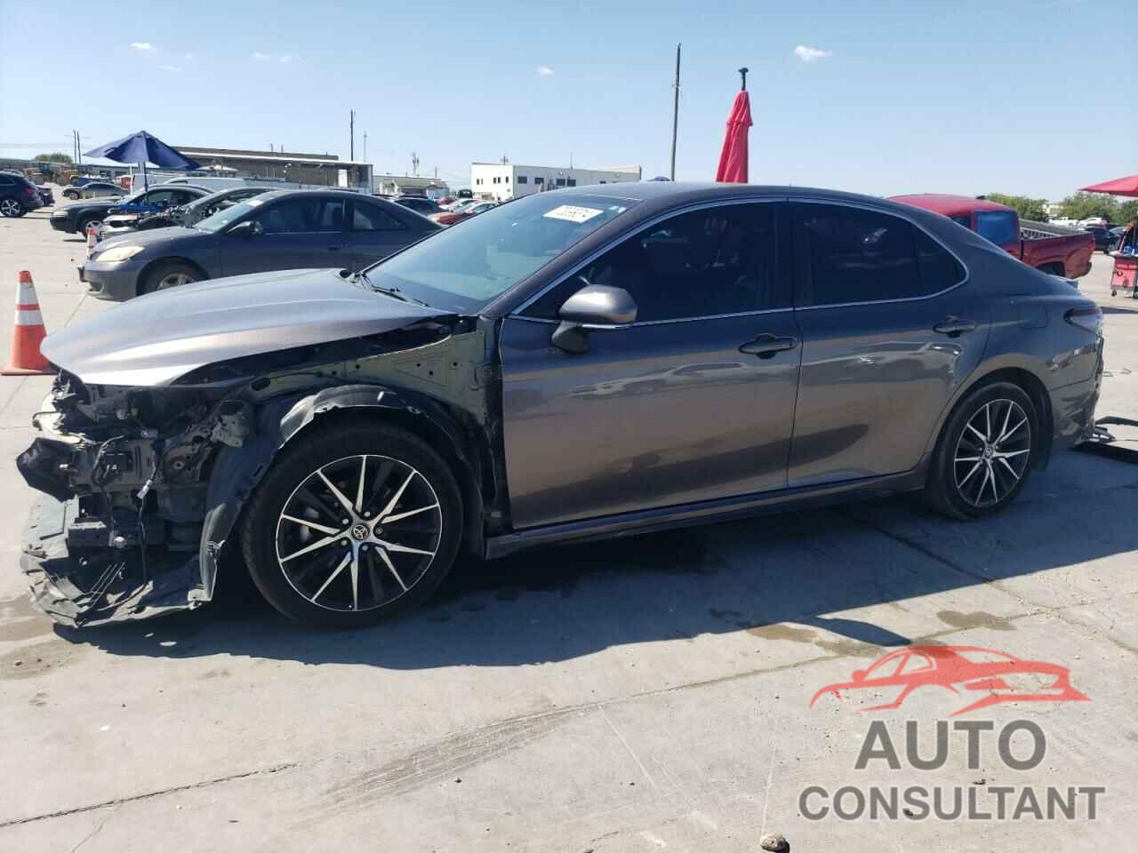 TOYOTA CAMRY 2022 - 4T1T11AK1NU668319