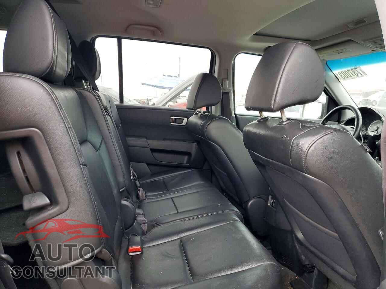 HONDA PILOT 2013 - 5FNYF3H56DB041999