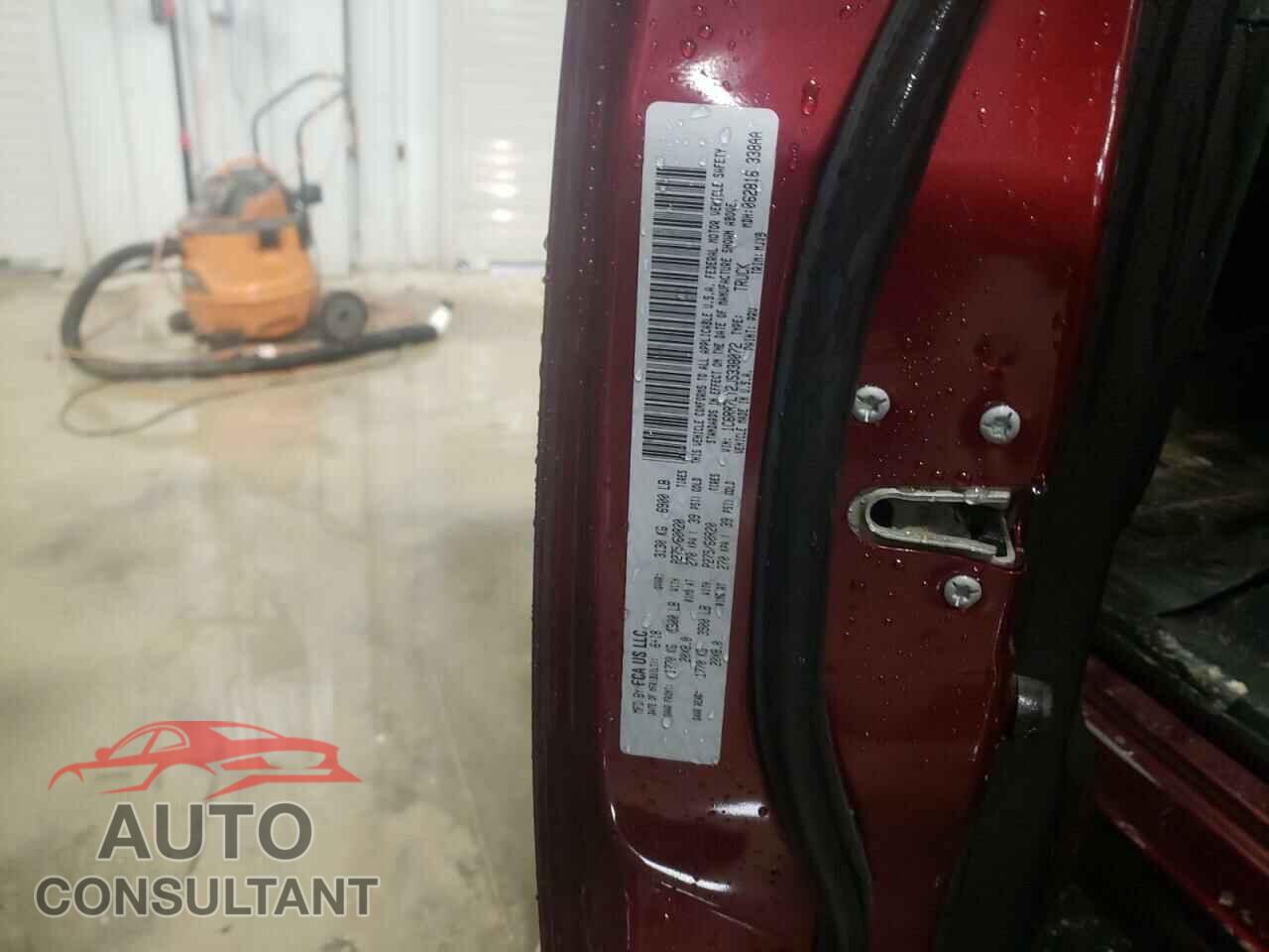 RAM 1500 2018 - 1C6RR7LT2JS338072