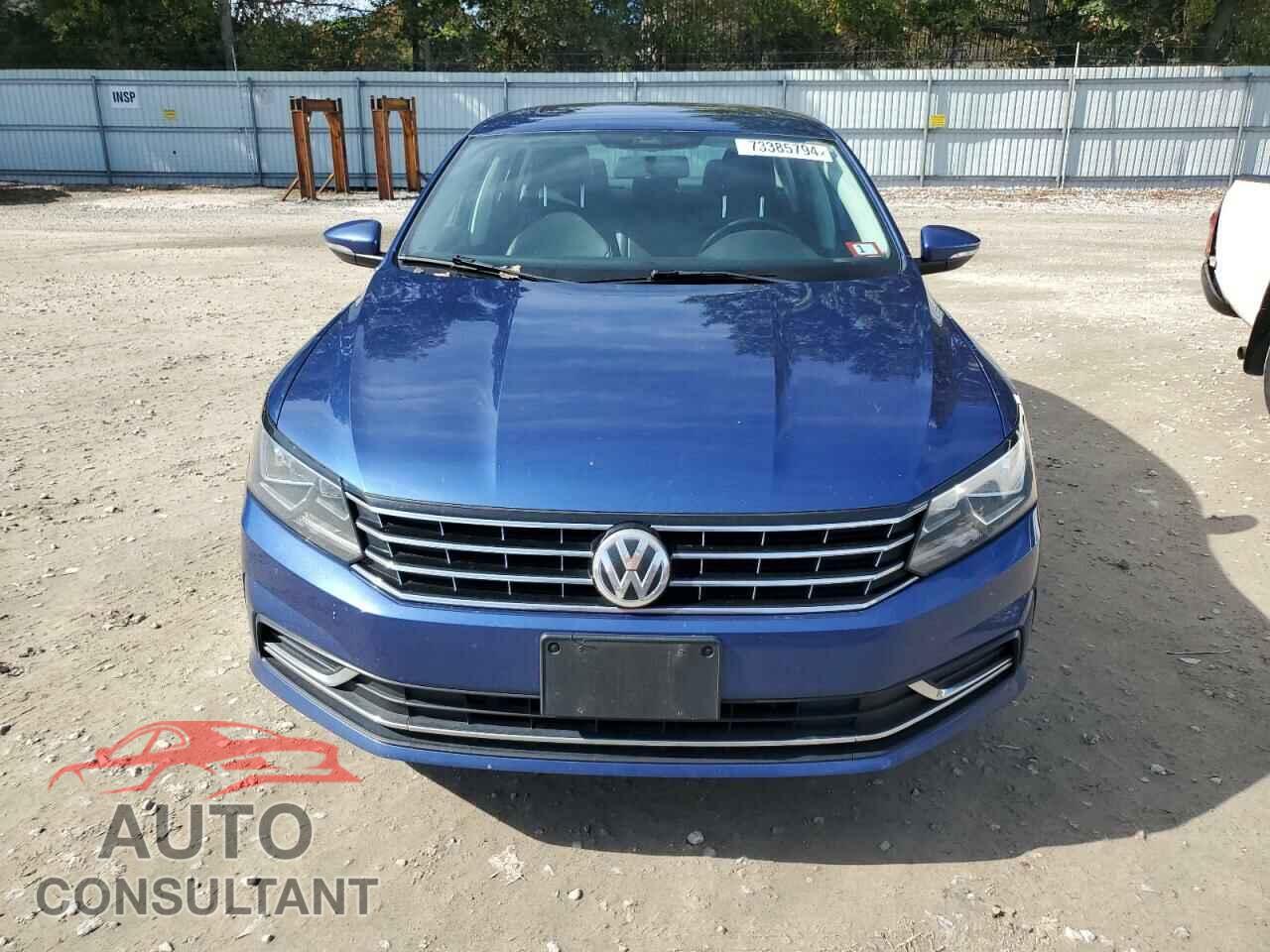 VOLKSWAGEN PASSAT 2016 - 1VWBT7A32GC045237