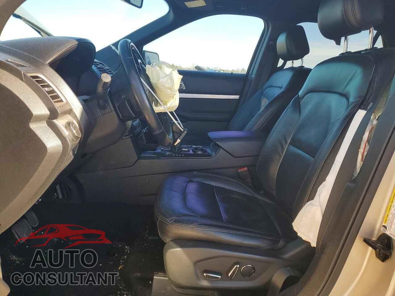 FORD EXPLORER 2017 - 1FM5K7DH2HGC52209