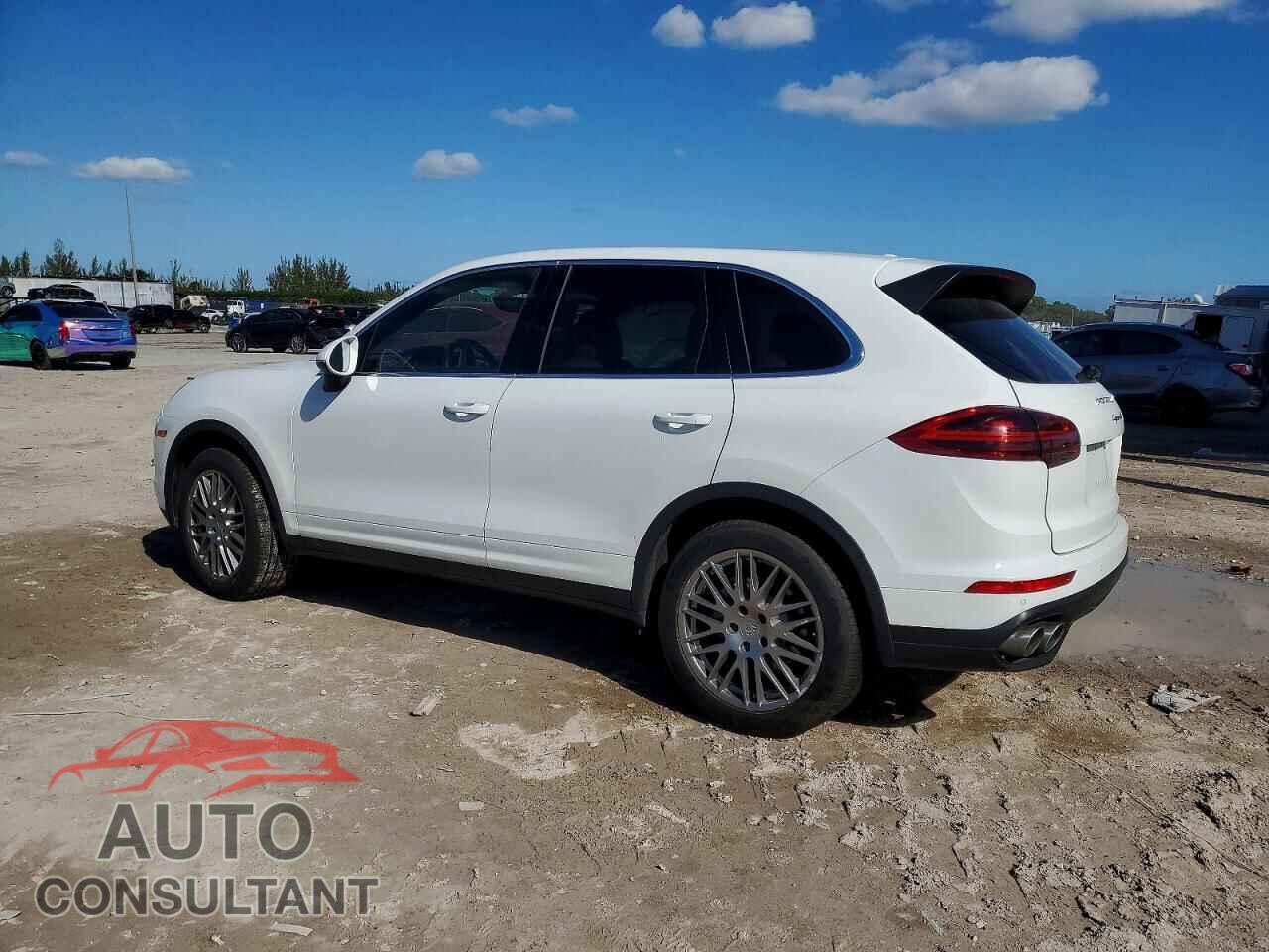 PORSCHE CAYENNE 2016 - WP1AB2A25GLA95480