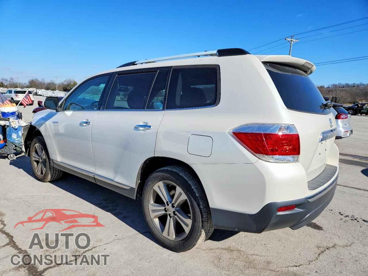 TOYOTA HIGHLANDER 2013 - 5TDYK3EH8DS093561
