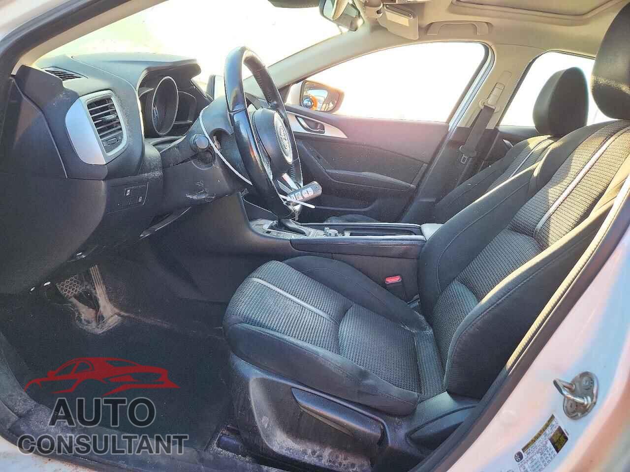 MAZDA 3 2017 - JM1BN1V74H1123537