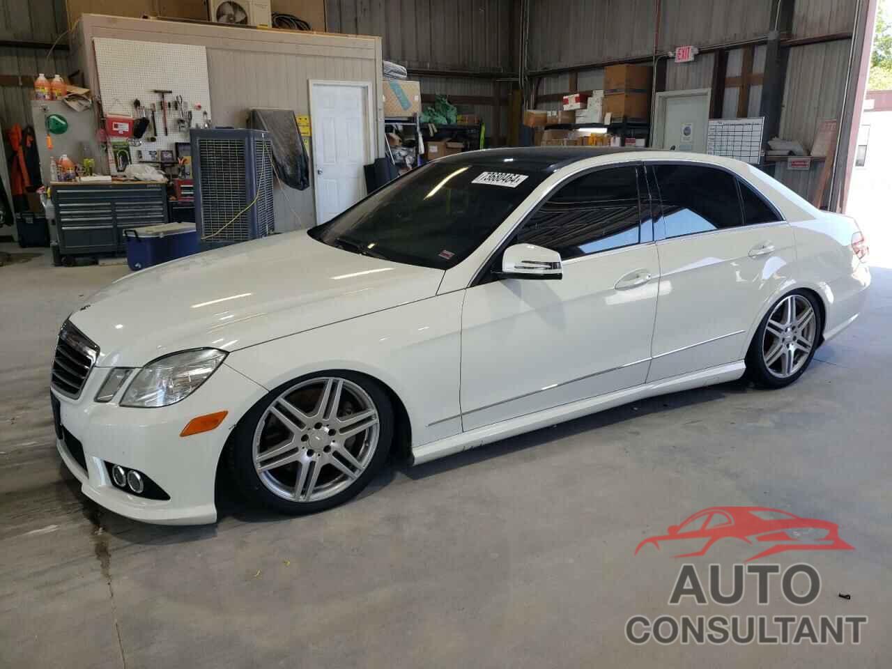 MERCEDES-BENZ E-CLASS 2010 - WDDHF9AB2AA228248