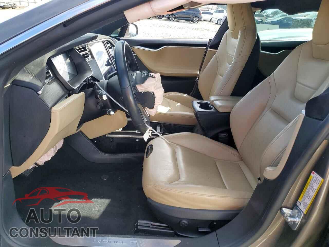 TESLA MODEL S 2015 - 5YJSA1E26FF101799