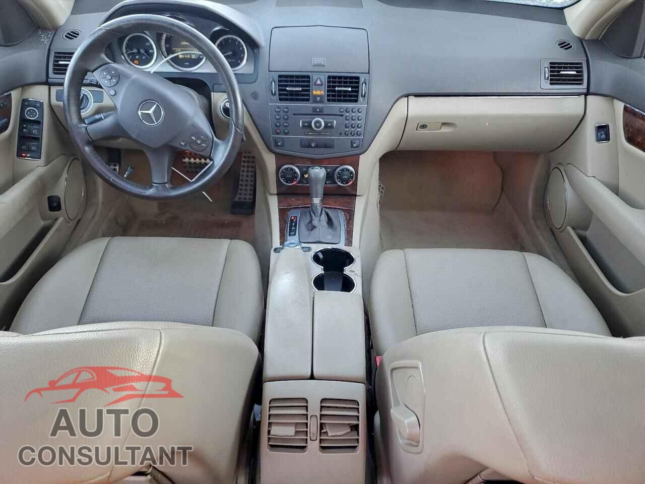 MERCEDES-BENZ C-CLASS 2010 - WDDGF8BB2AF383986