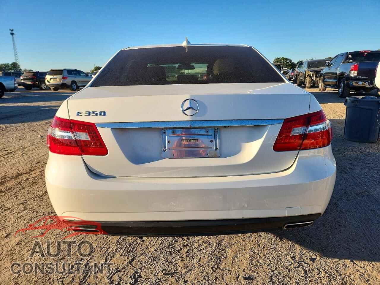 MERCEDES-BENZ E-CLASS 2012 - WDDHF5KB2CA589120