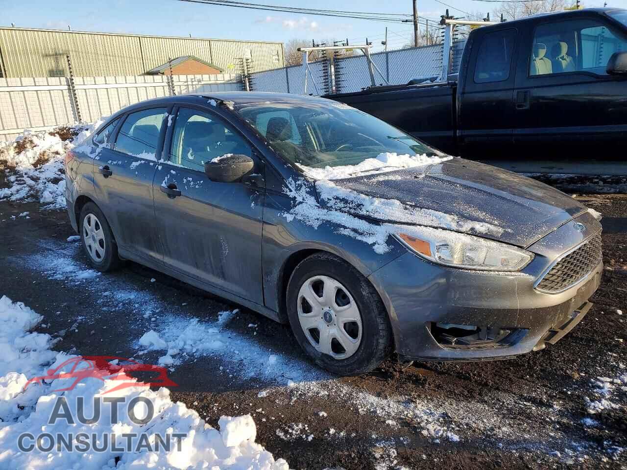 FORD FOCUS 2015 - 1FADP3E27FL362140