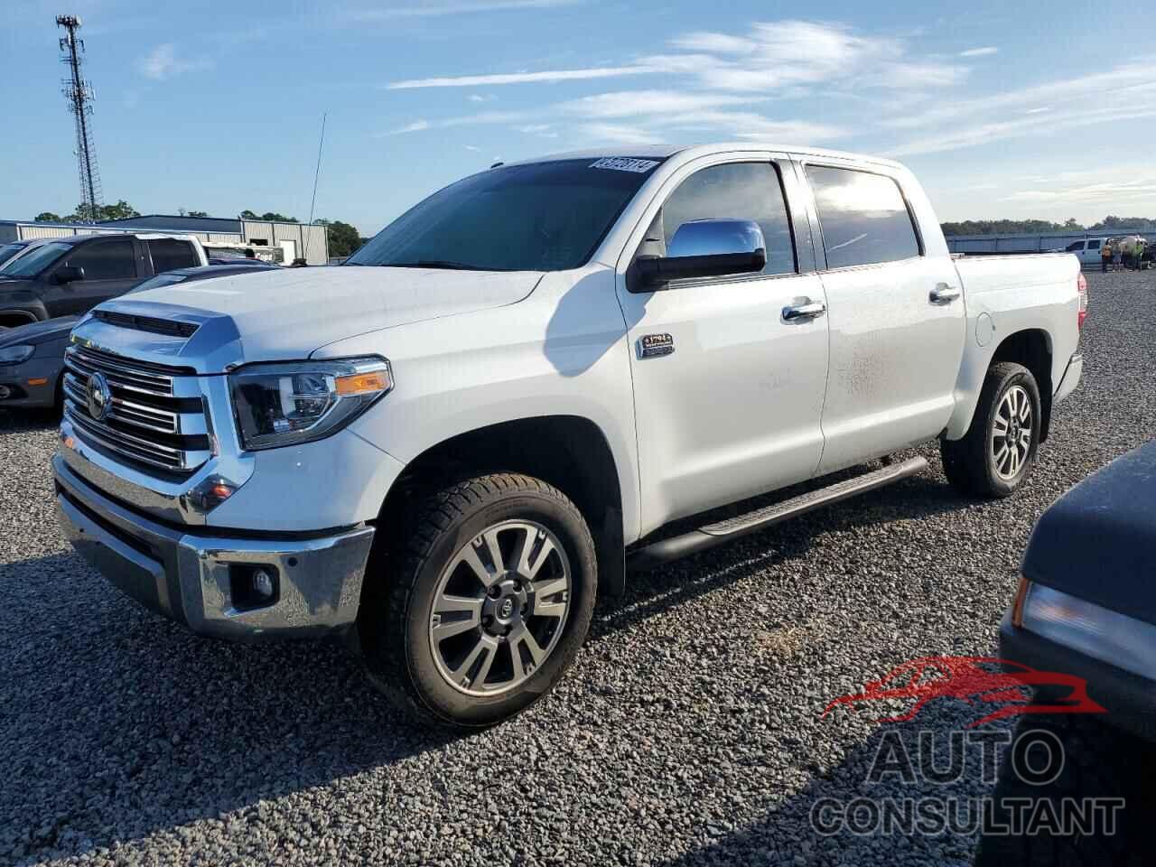 TOYOTA TUNDRA 2019 - 5TFAY5F16KX814190