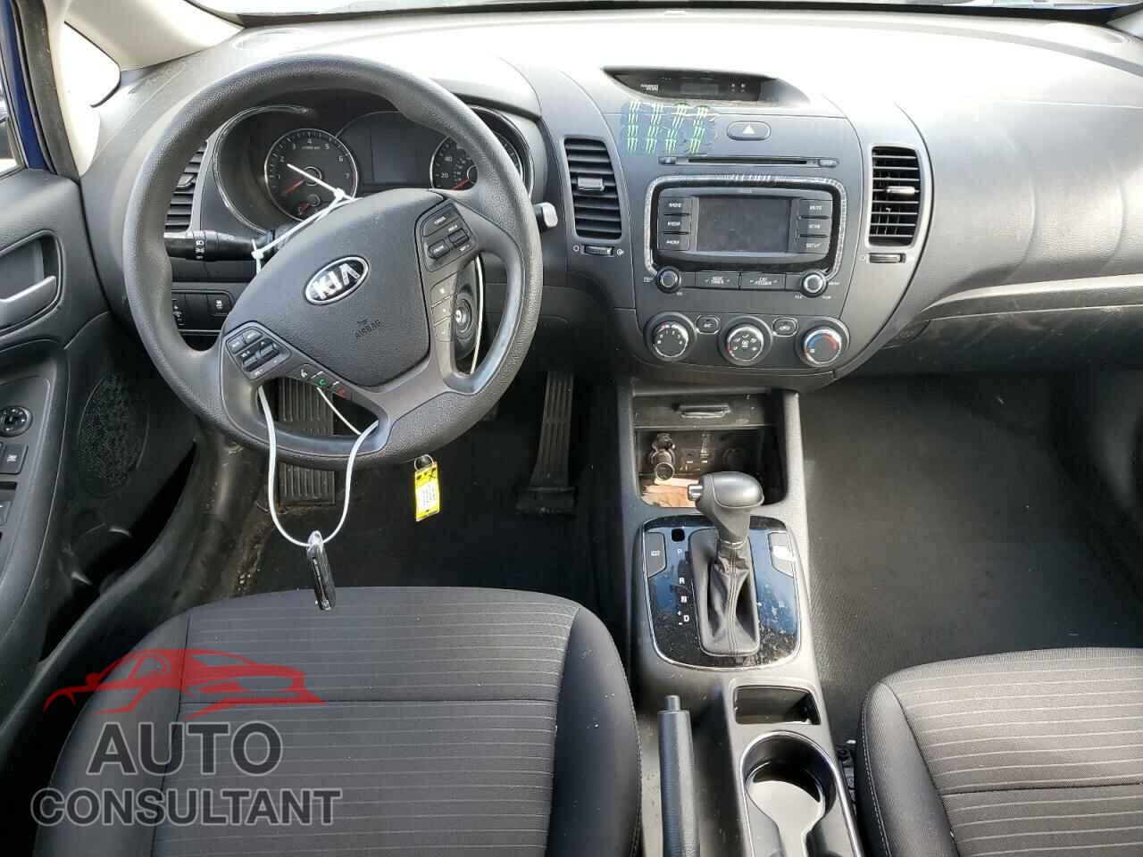 KIA FORTE 2017 - 3KPFL4A73HE149378
