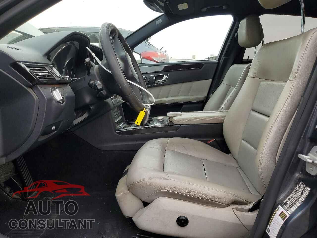 MERCEDES-BENZ E-CLASS 2010 - WDDHF5GB5AA071704