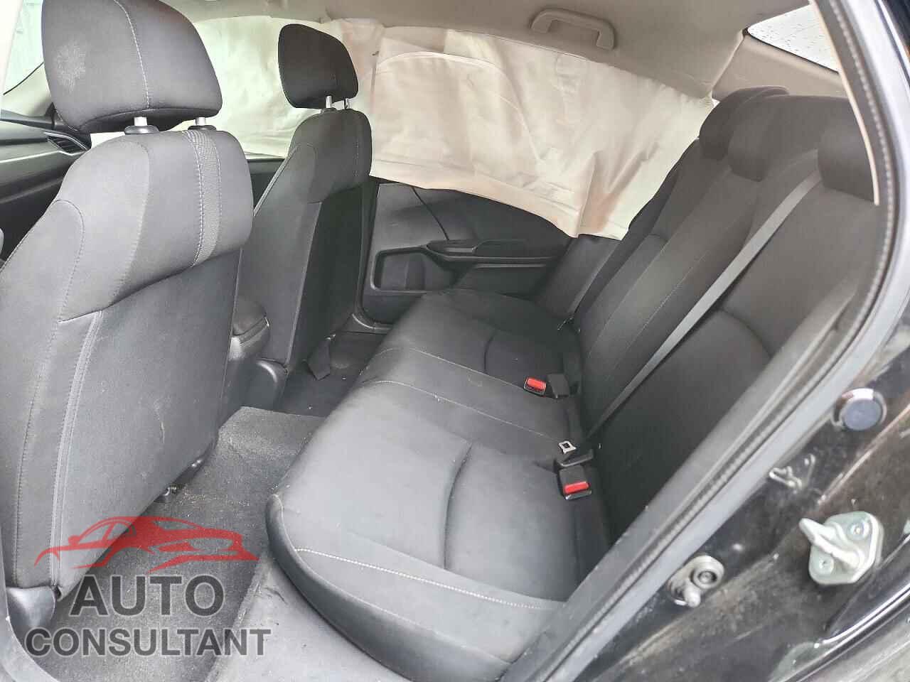 HONDA CIVIC 2017 - 2HGFC2F56HH571212