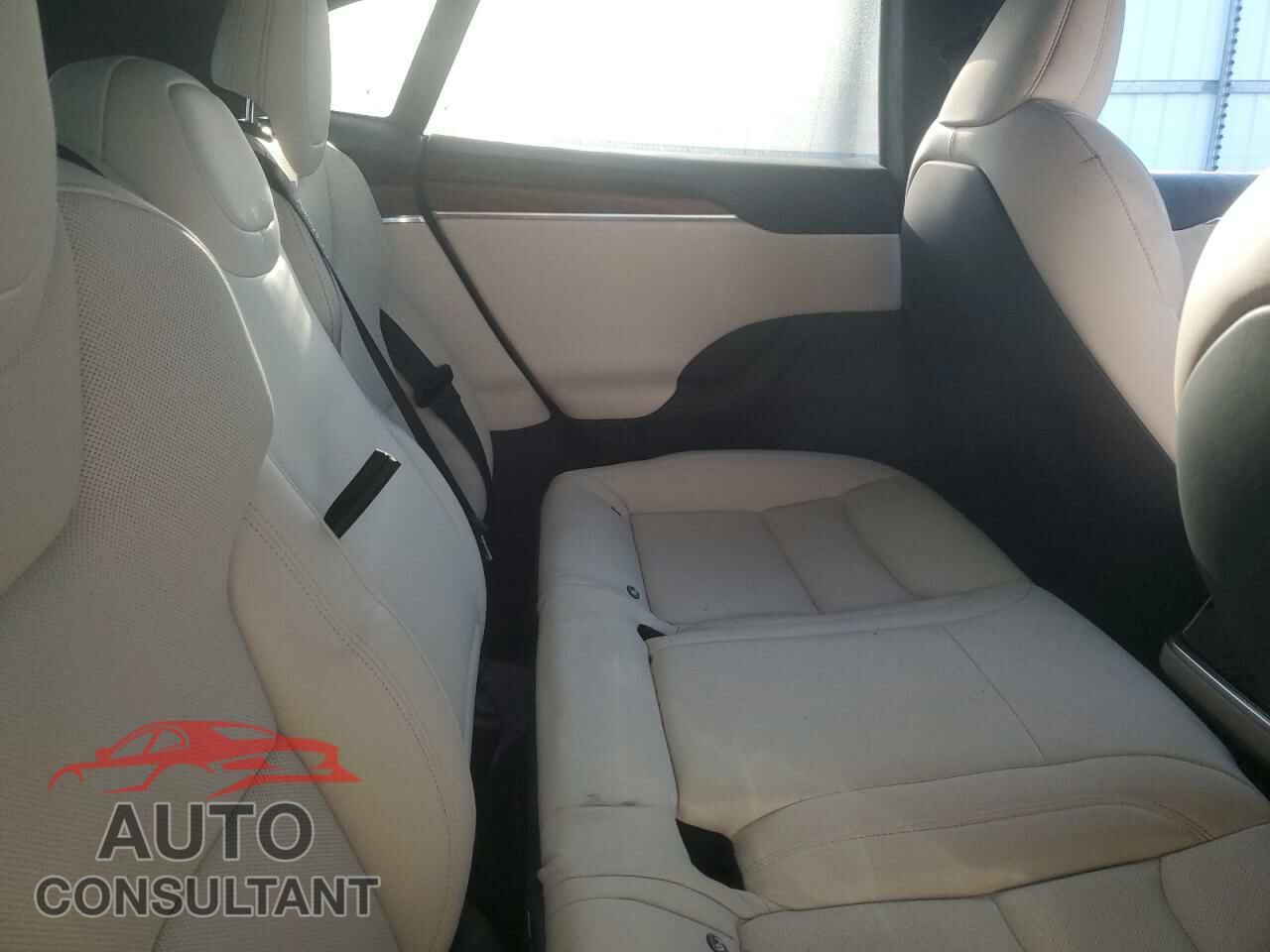TESLA MODEL S 2021 - 5YJSA1E59MF439799