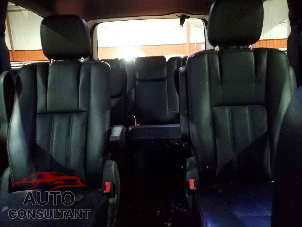 DODGE CARAVAN 2013 - 2C4RDGEG1DR730022