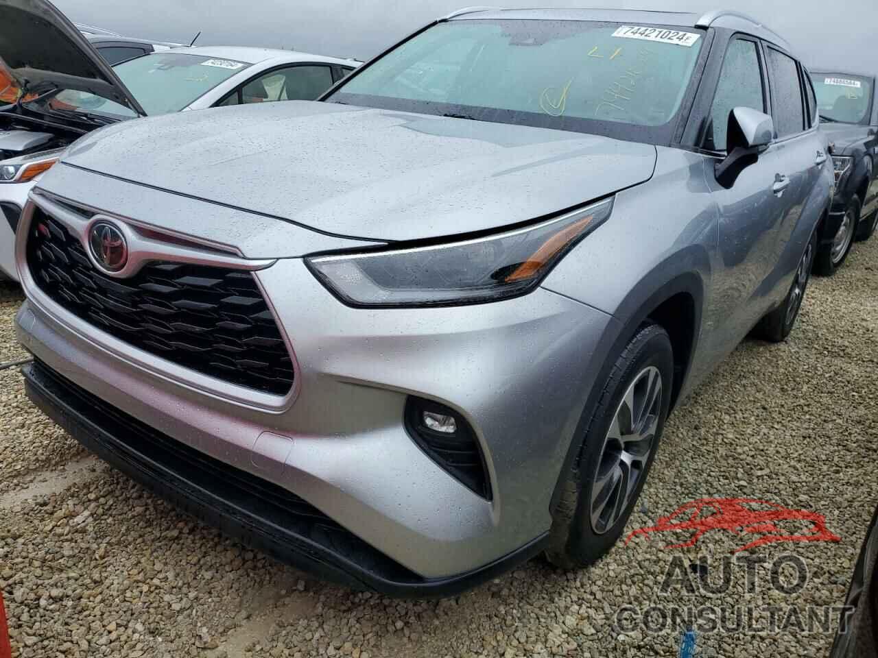 TOYOTA HIGHLANDER 2021 - 5TDGZRAH4MS036550