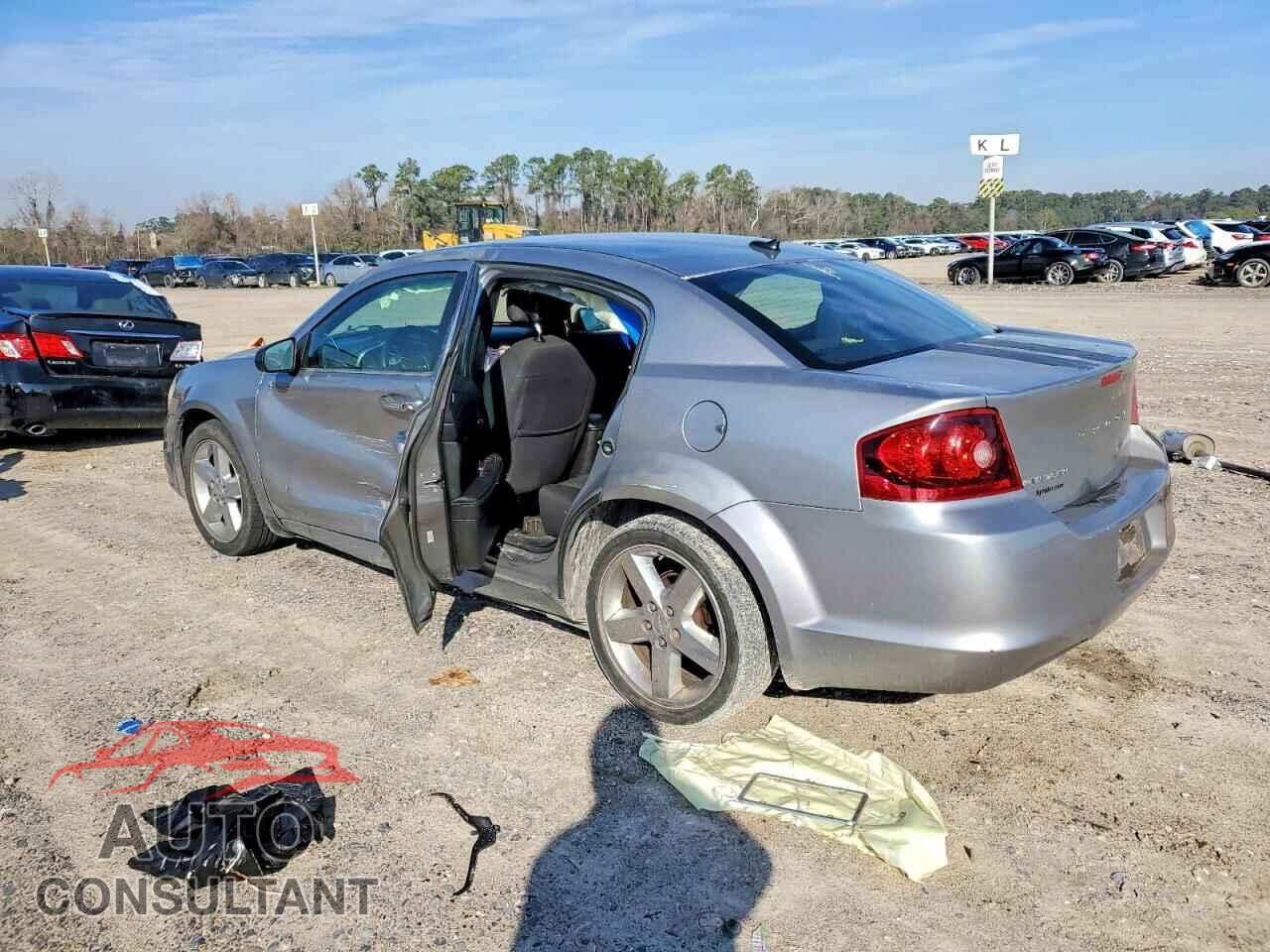 DODGE AVENGER 2013 - 1C3CDZAB7DN677002