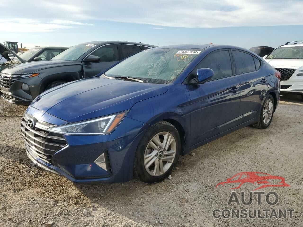 HYUNDAI ELANTRA 2019 - 5NPD84LF4KH463590