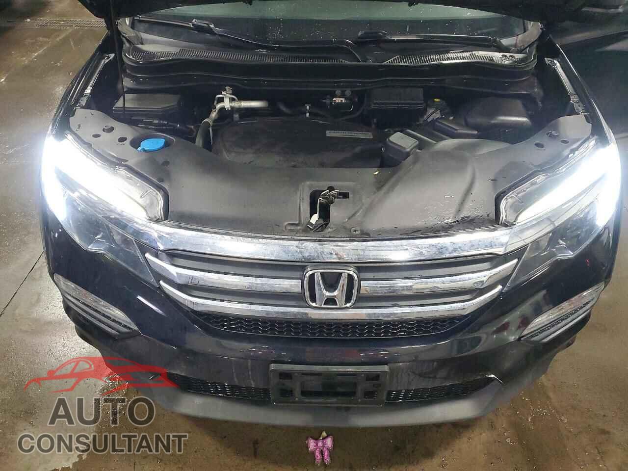 HONDA PILOT 2018 - 5FNYF6H56JB017263