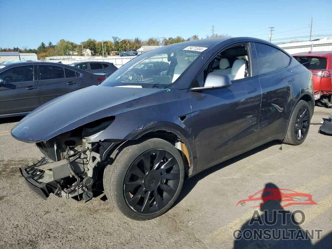 TESLA MODEL Y 2023 - 7SAYGDEE8PF627814