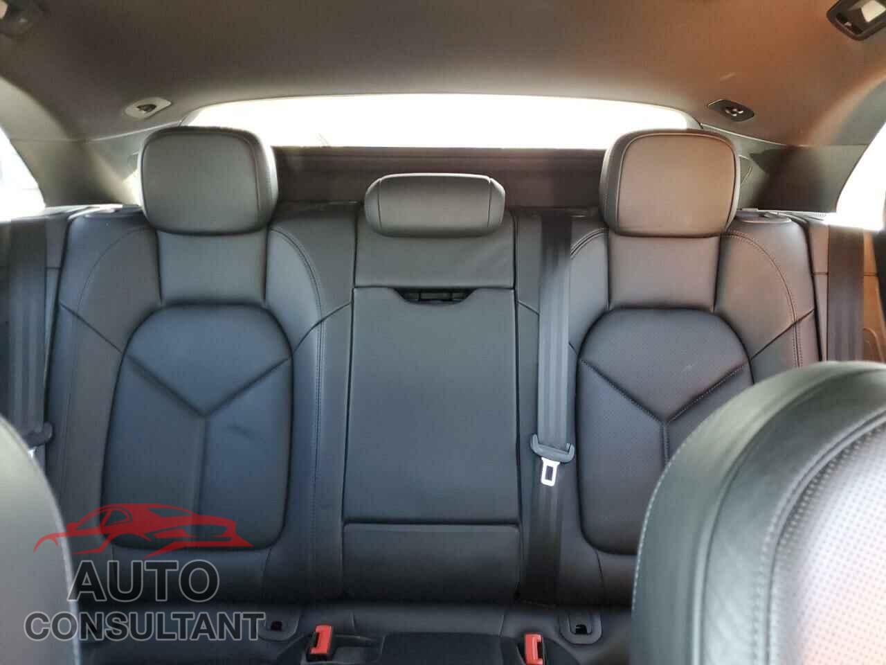 PORSCHE MACAN 2017 - WP1AA2A56HLB82187