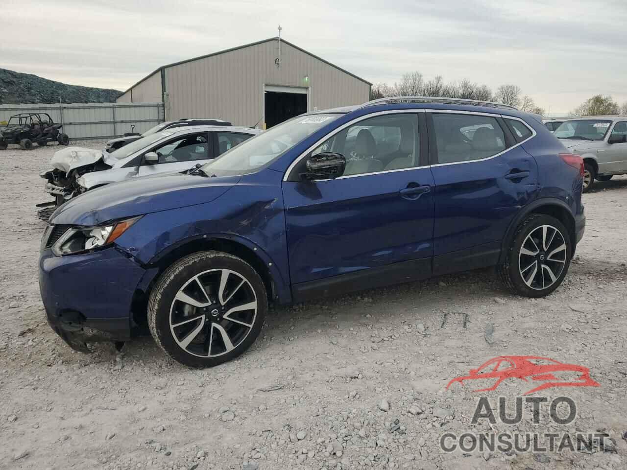 NISSAN ROGUE 2018 - JN1BJ1CR9JW207462