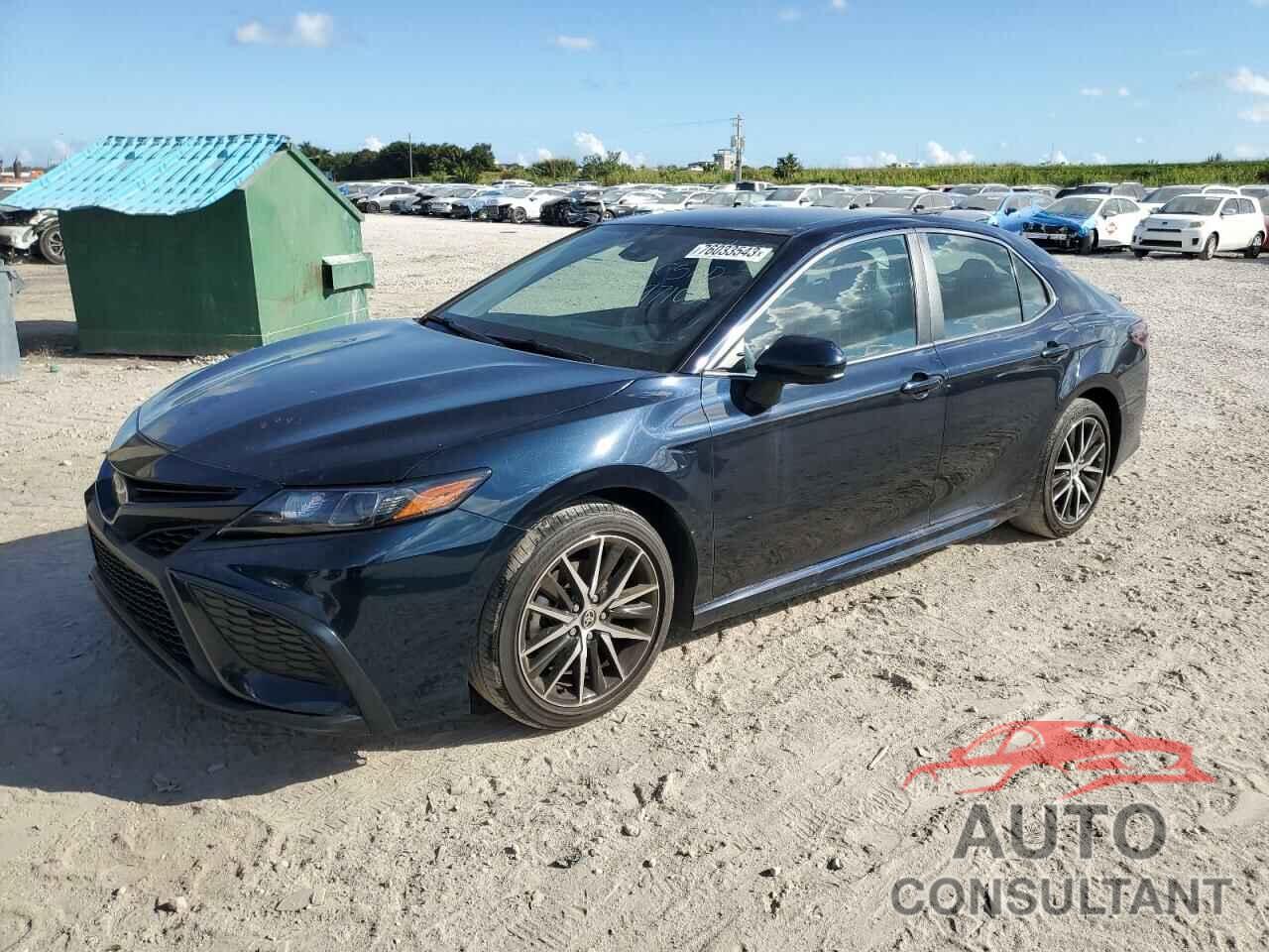 TOYOTA CAMRY 2021 - 4T1G11AK8MU497102