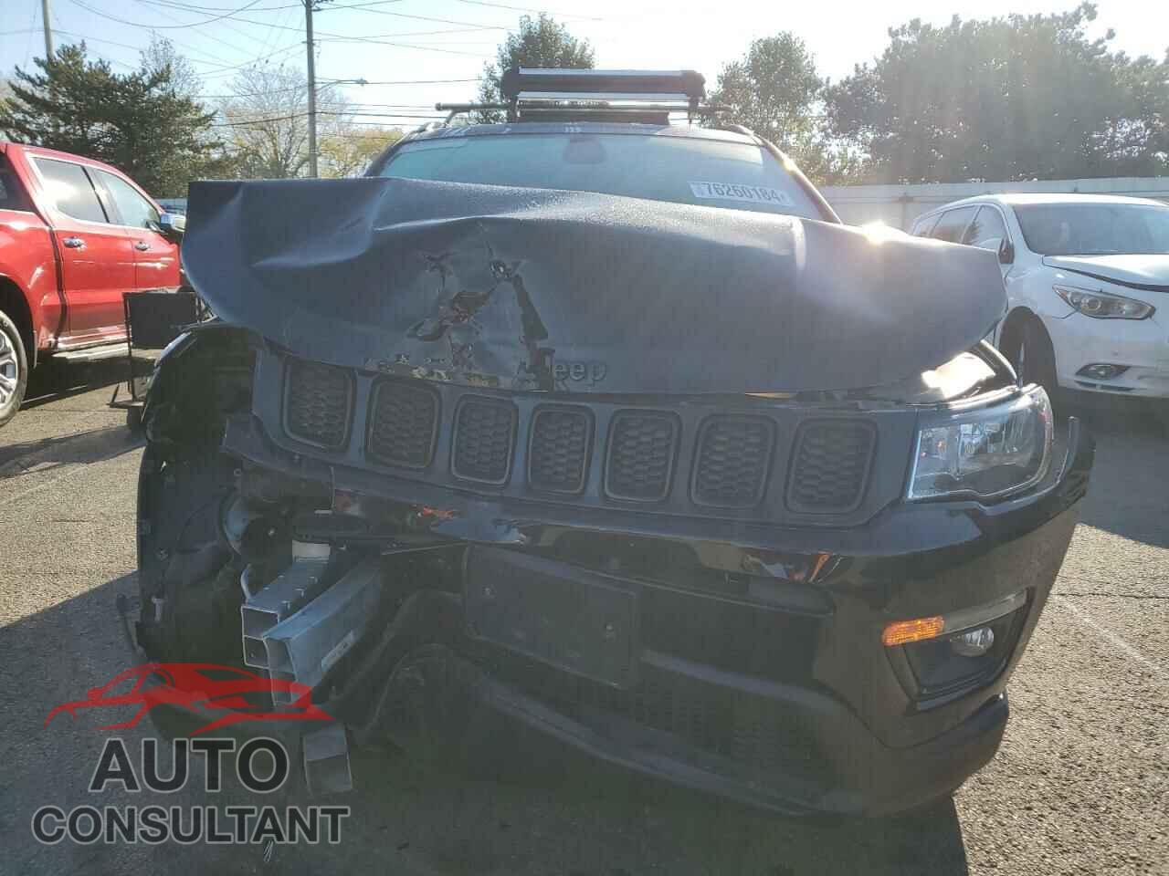 JEEP COMPASS 2018 - 3C4NJDBB7JT479529