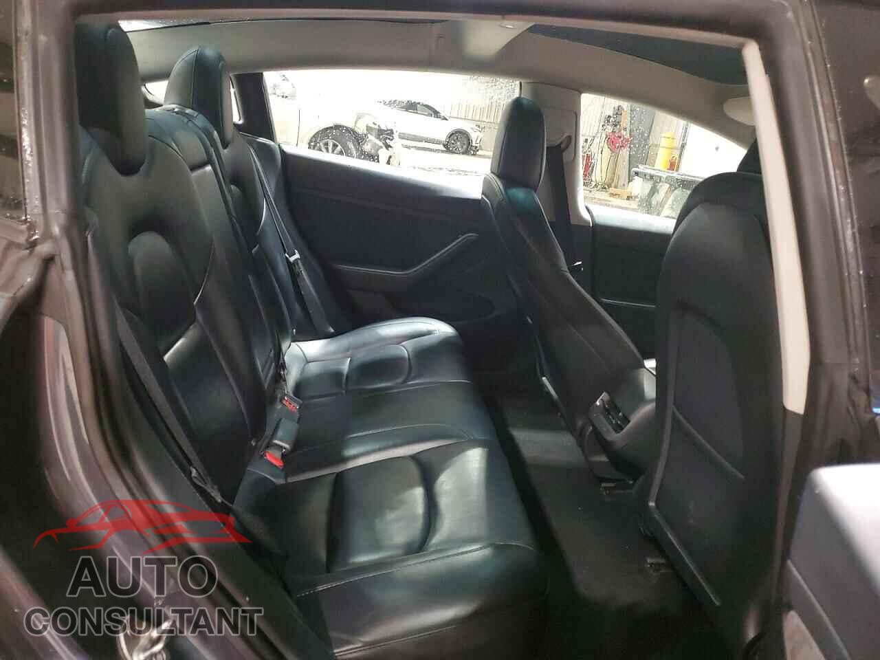 TESLA MODEL 3 2023 - 5YJ3E1EA7PF448690