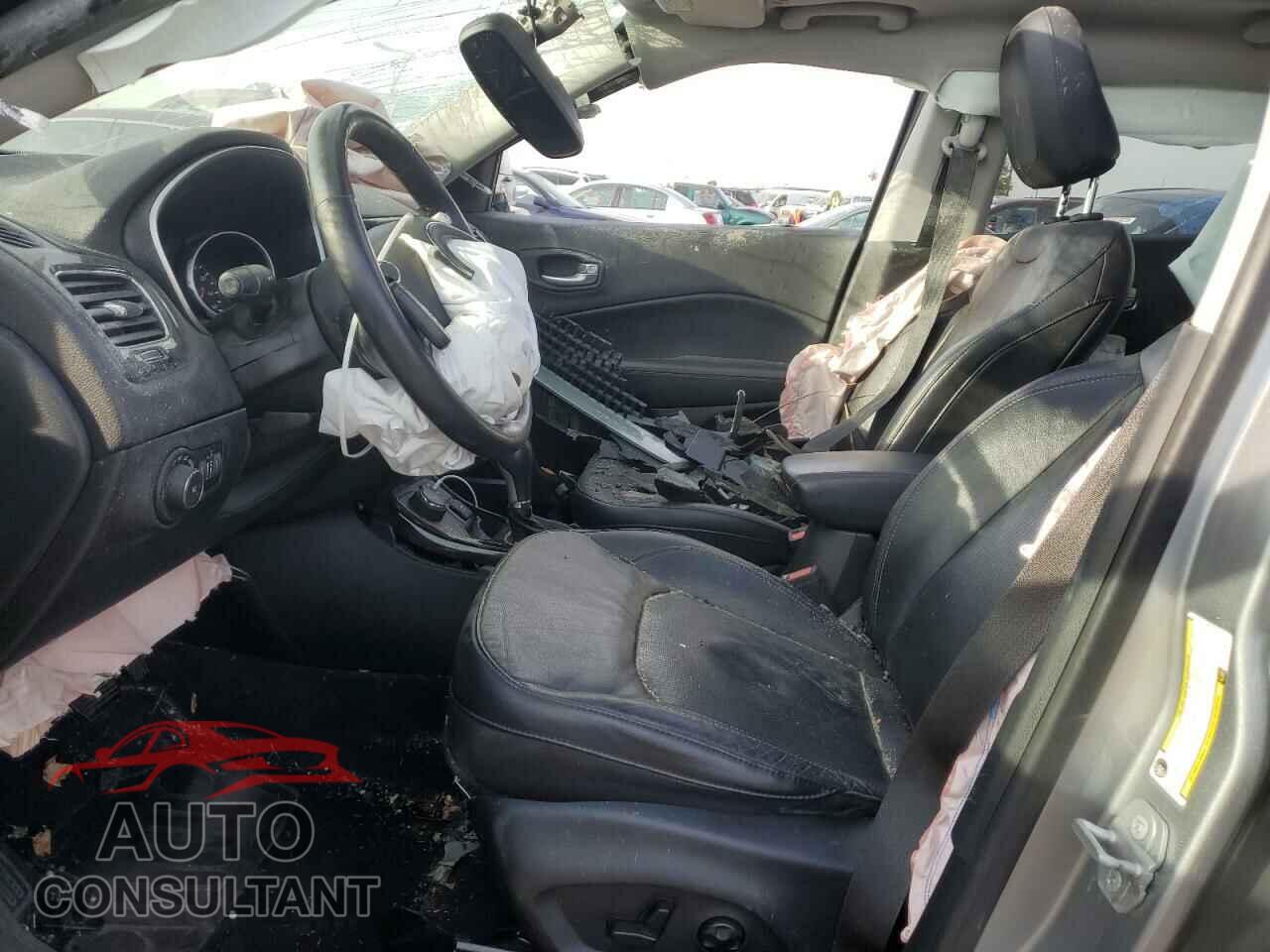 JEEP COMPASS 2018 - 3C4NJDCB0JT178244