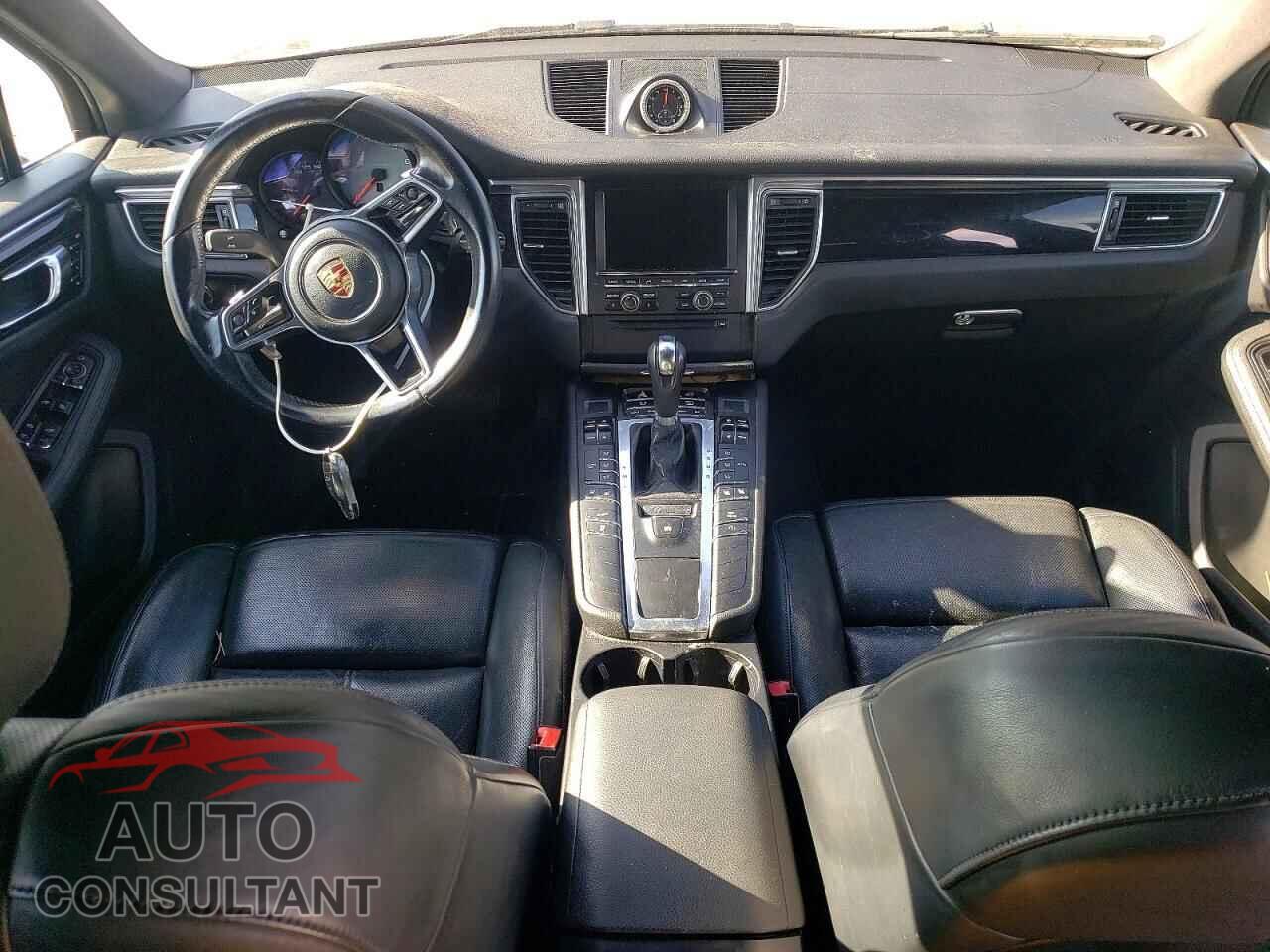 PORSCHE MACAN 2015 - WP1AB2A55FLB50745
