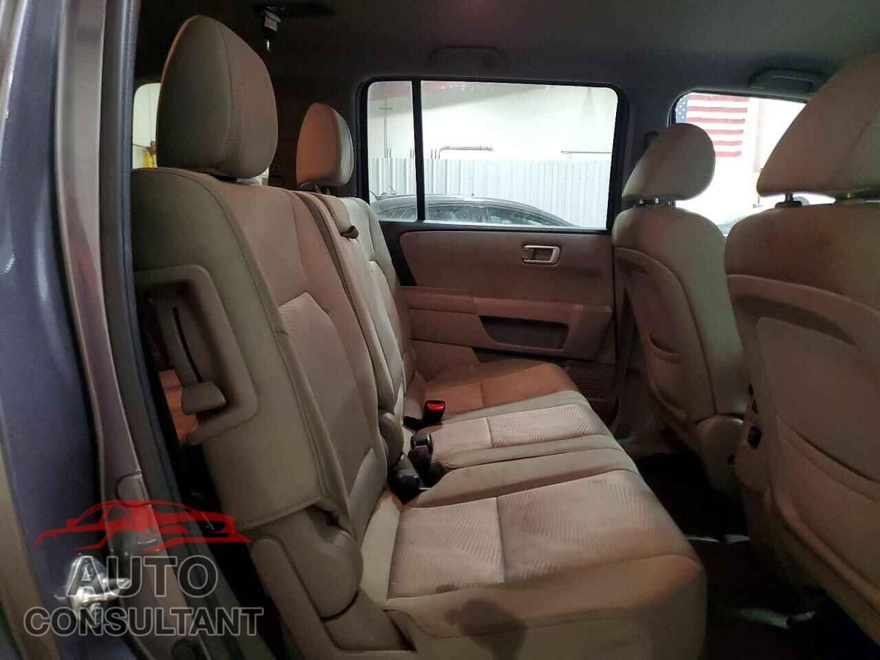 HONDA PILOT 2014 - 5FNYF4H23EB021870