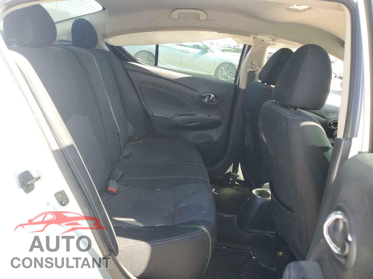NISSAN VERSA 2019 - 3N1CN7AP3KL828894