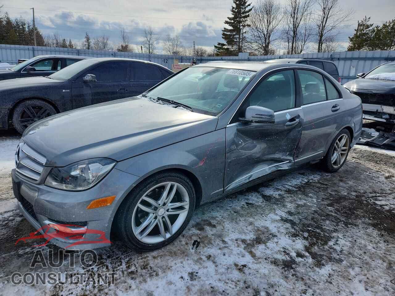 MERCEDES-BENZ C-CLASS 2012 - WDDGF8FB8CA688743