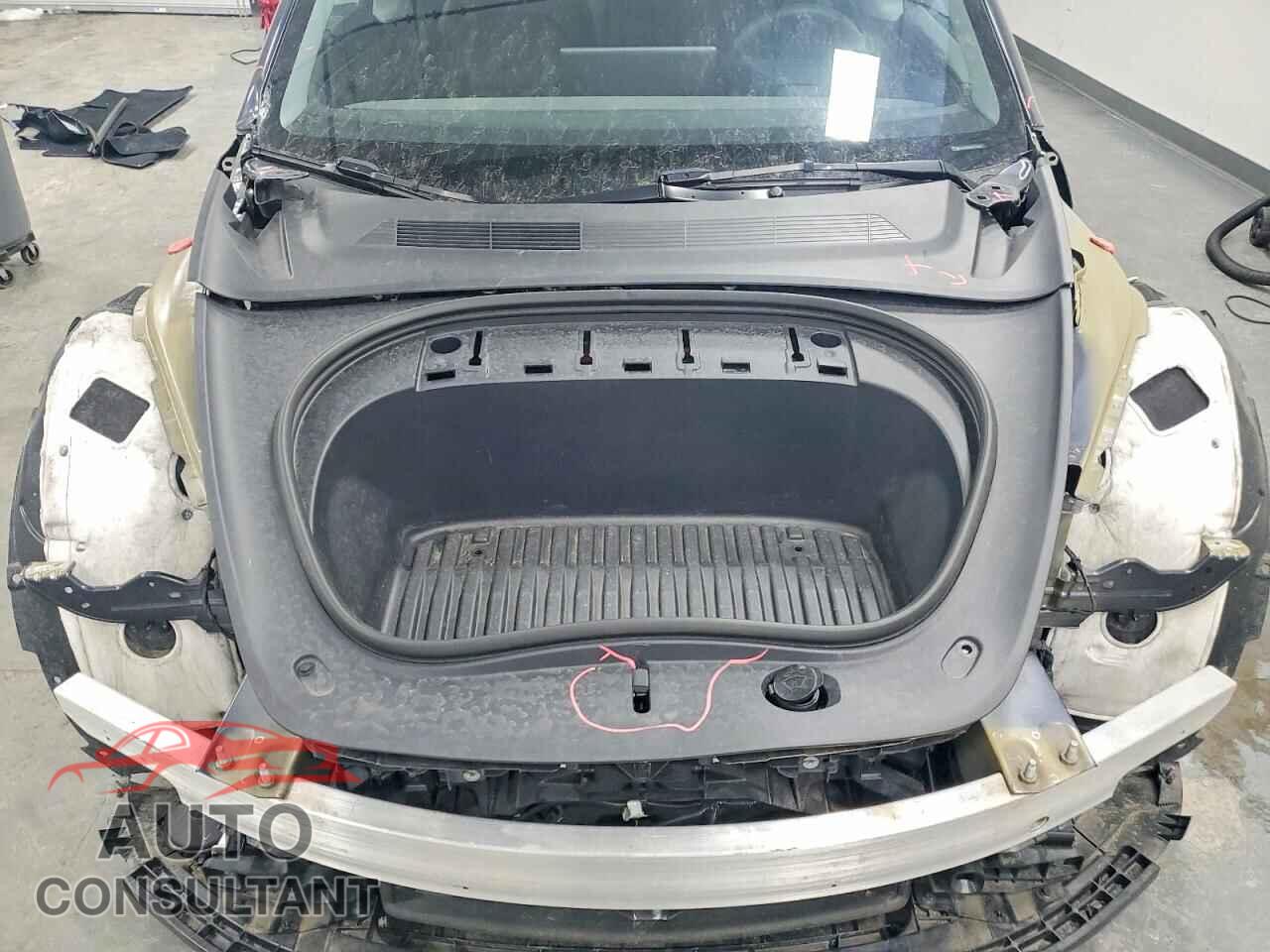 TESLA MODEL 3 2024 - 5YJ3E1EB4RF755309