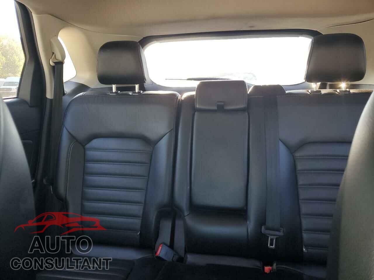 FORD EDGE 2018 - 2FMPK3J91JBB62108