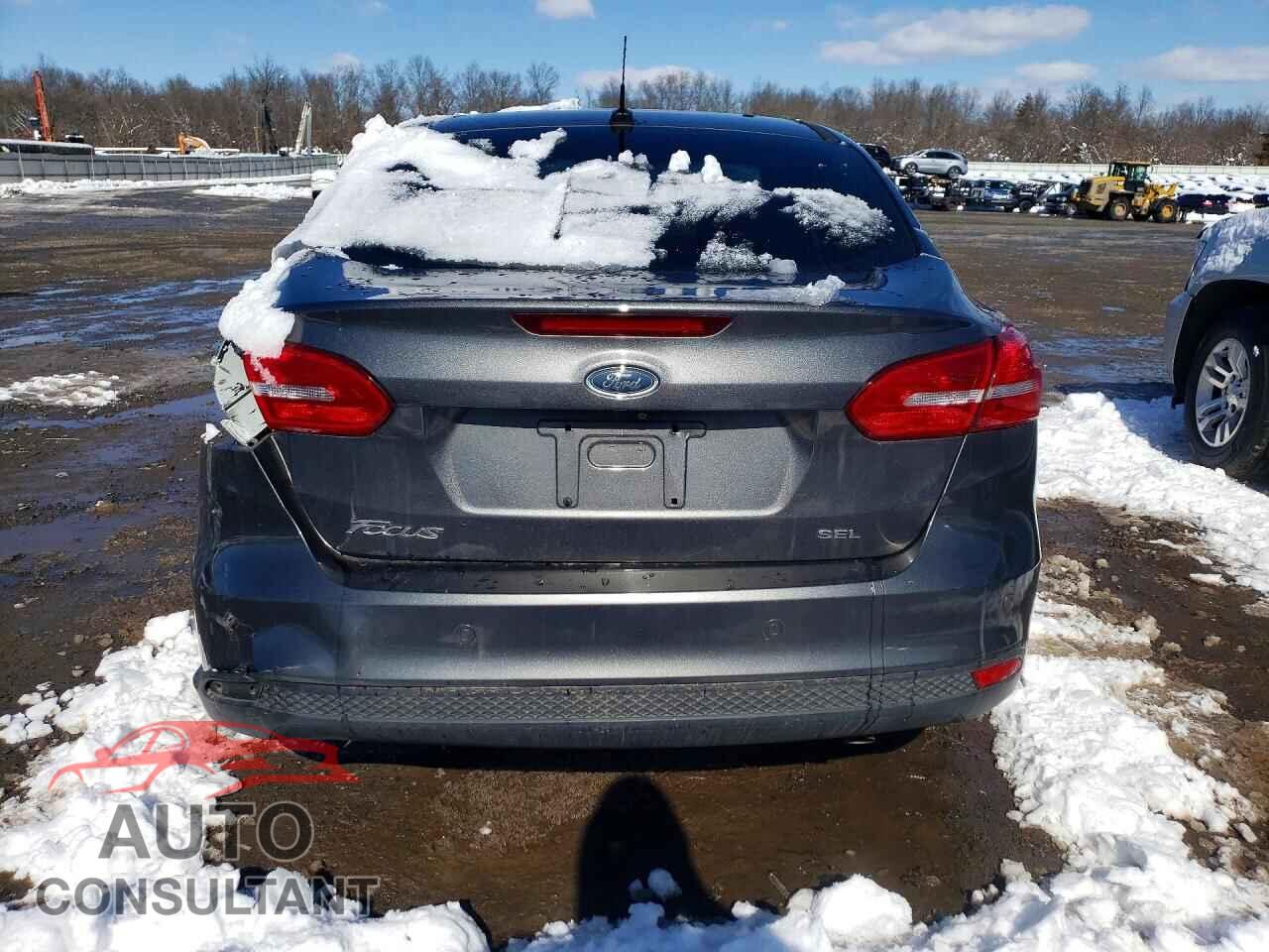 FORD FOCUS 2017 - 1FADP3H29HL337870