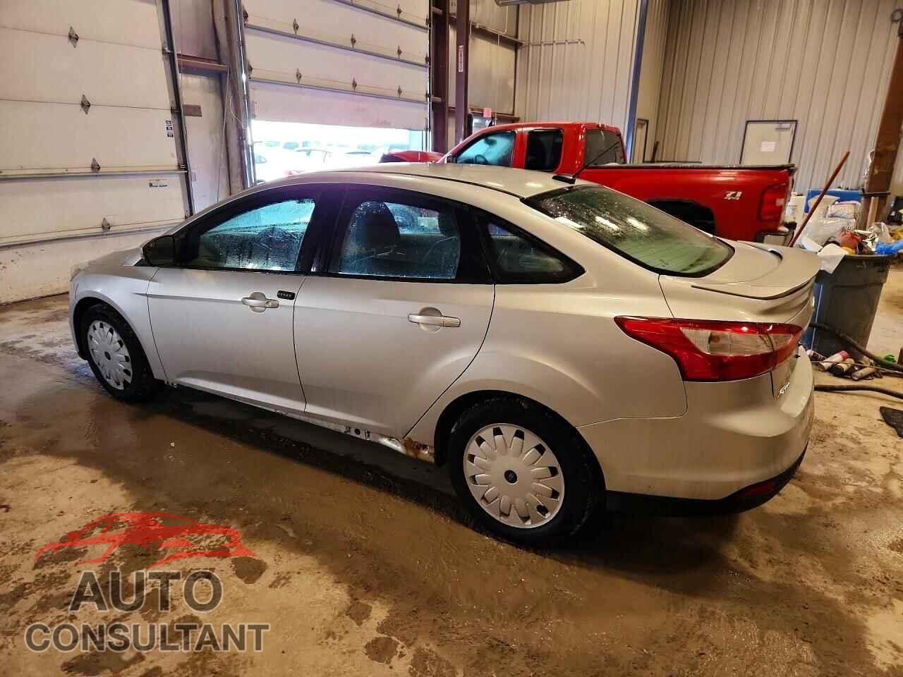 FORD FOCUS 2013 - 1FADP3F2XDL241825