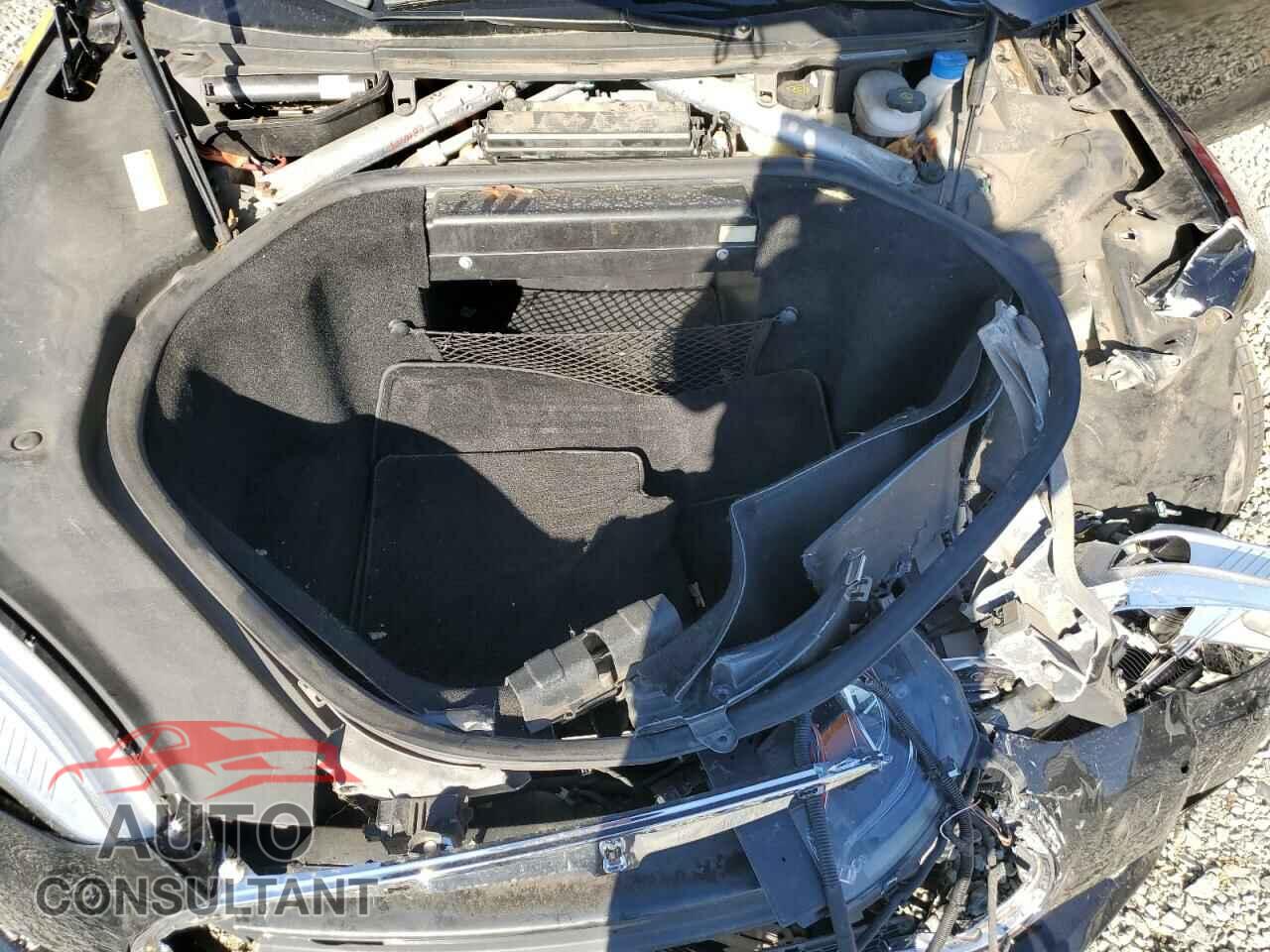TESLA MODEL S 2015 - 5YJSA1E10FF115916