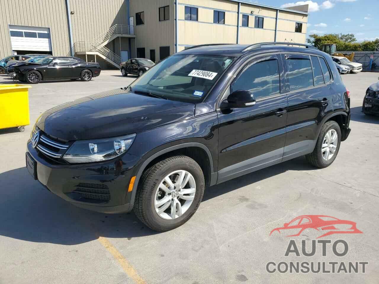 VOLKSWAGEN TIGUAN 2017 - WVGAV7AX9HW510216