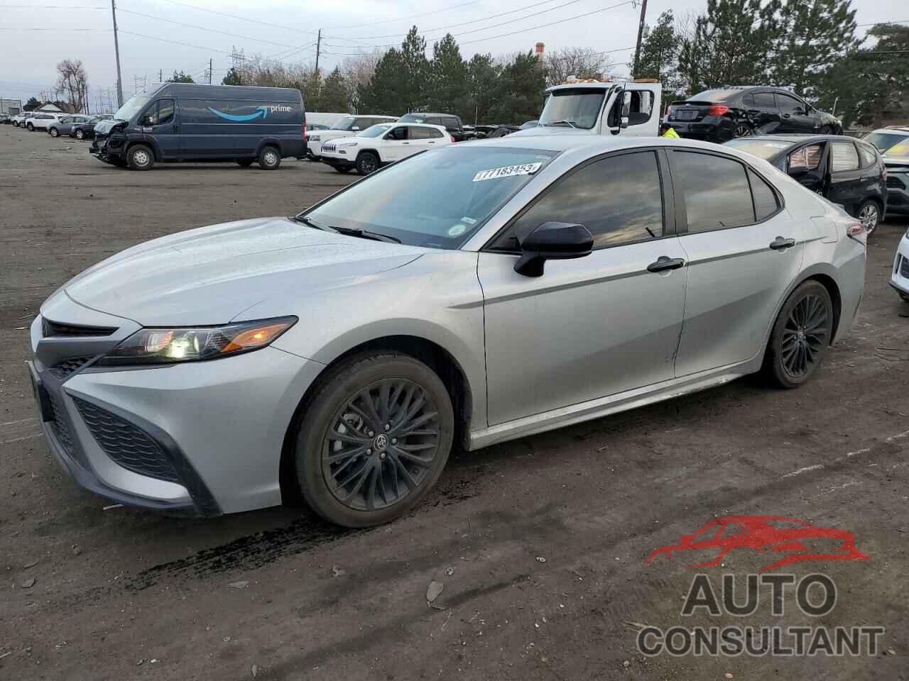 TOYOTA CAMRY 2021 - 4T1G11BK3MU039174