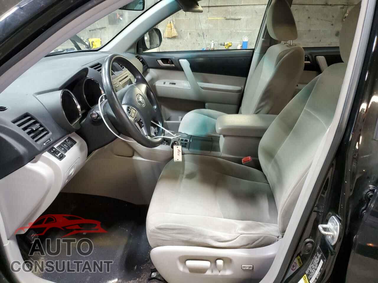TOYOTA HIGHLANDER 2011 - 5TDZK3EH7BS045910