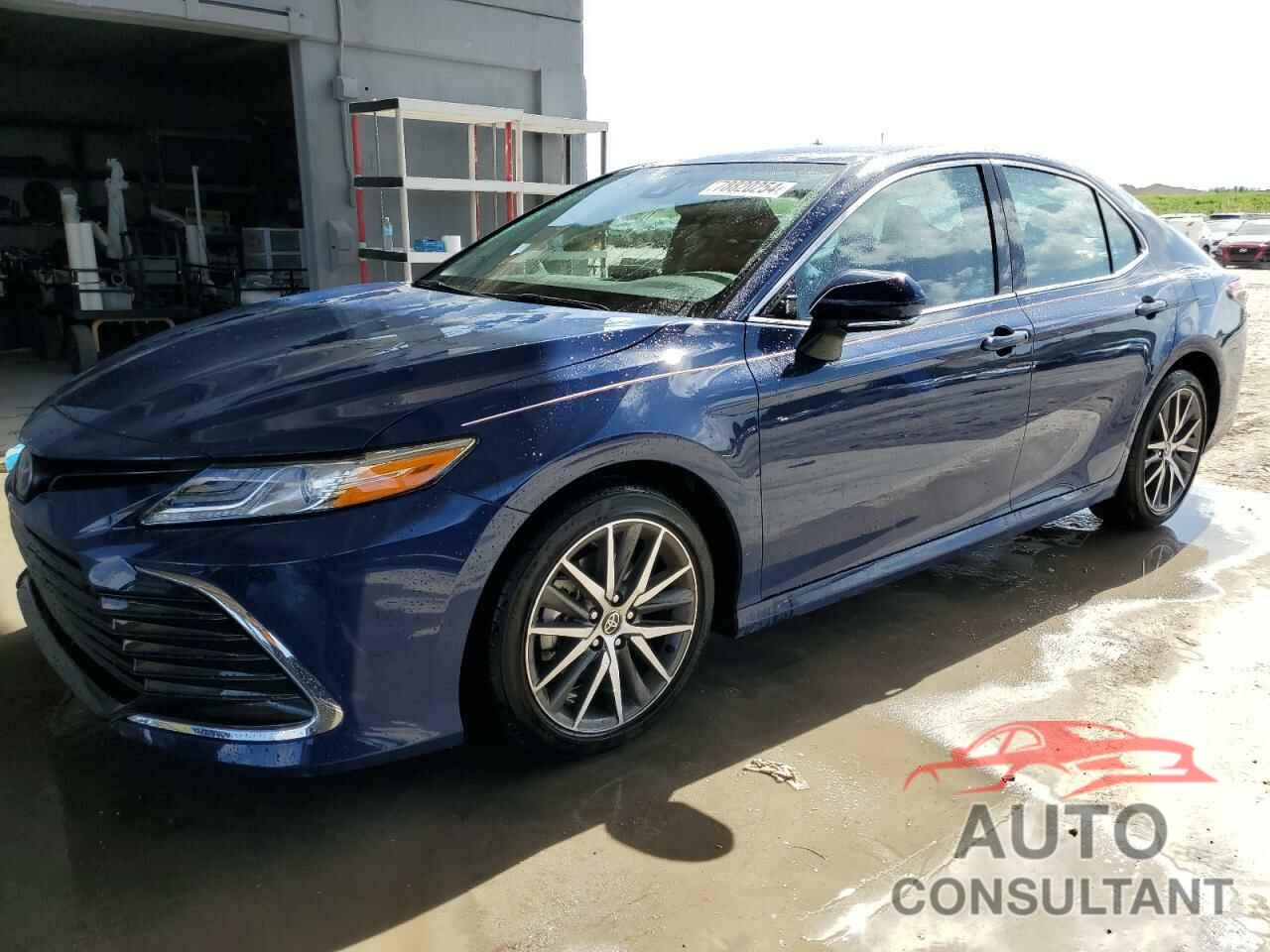 TOYOTA CAMRY 2024 - 4T1F11AK8RU266252