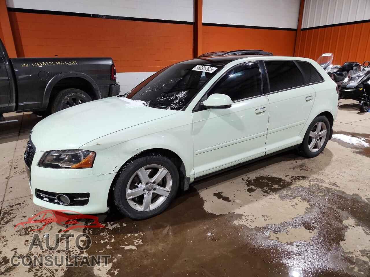 AUDI A3 2012 - WAUJFCFM9CA011394